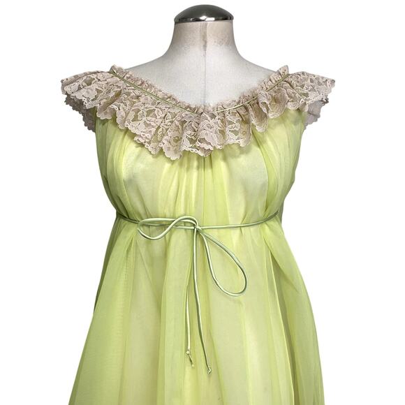 Ro-Vel of California 1960's Lime Baby Doll Sheer Lace Chiffon Nightgown - Picture 4 of 16